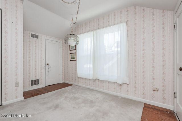 3703 Grandview Ave, Louisville, KY 40207