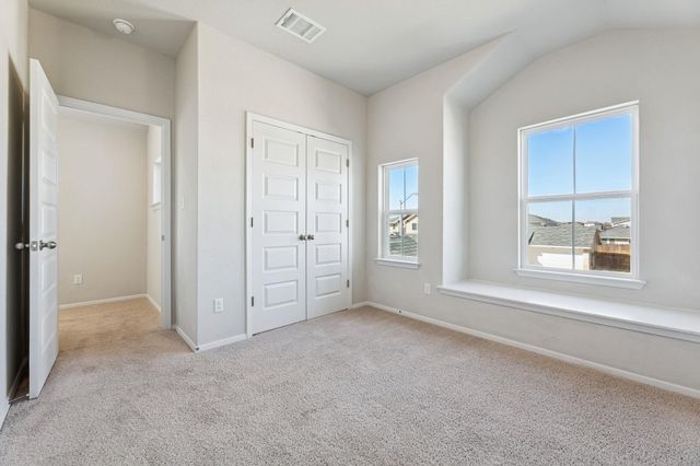 316 Insider LOOP, Elgin, TX 78621