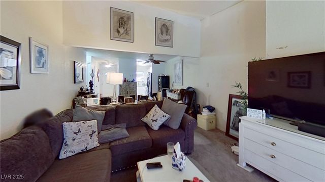 1569 Hialeah Drive, Las Vegas, NV 89119