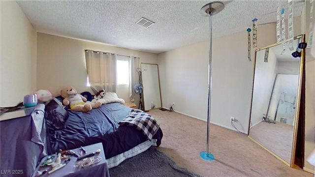 1569 Hialeah Drive, Las Vegas, NV 89119