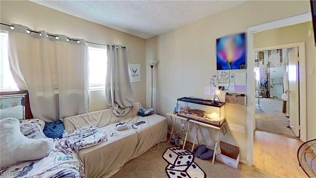 1569 Hialeah Drive, Las Vegas, NV 89119