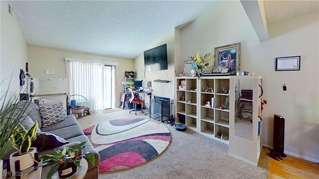 1569 Hialeah Drive, Las Vegas, NV 89119