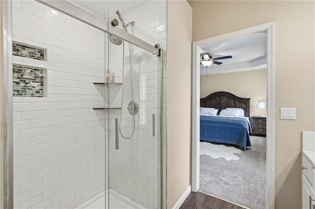 3205 SW Alice Lane, Lee's Summit, MO 64082