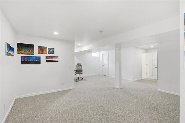 3205 SW Alice Lane, Lee's Summit, MO 64082