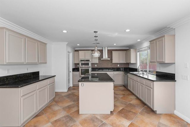 2574 Oak Springs Drive, Chula Vista, CA 91915
