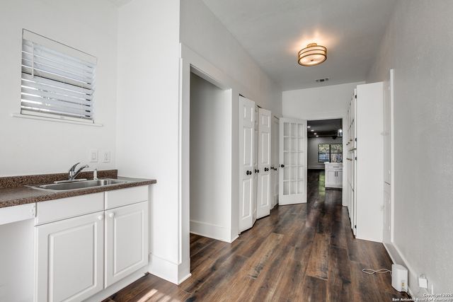 230 Normandy, San Antonio, TX 78209