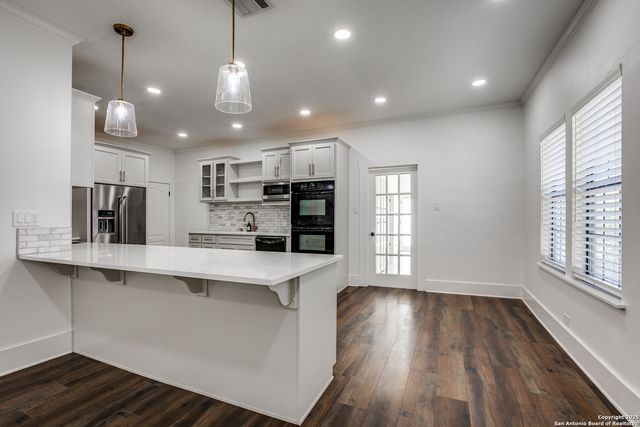 230 Normandy, San Antonio, TX 78209