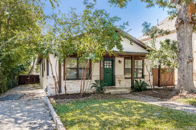 230 Normandy, San Antonio, TX 78209