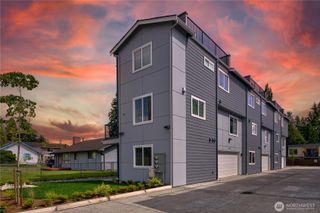 4716 72nd St NE Street NE #105, Marysville, WA 98270