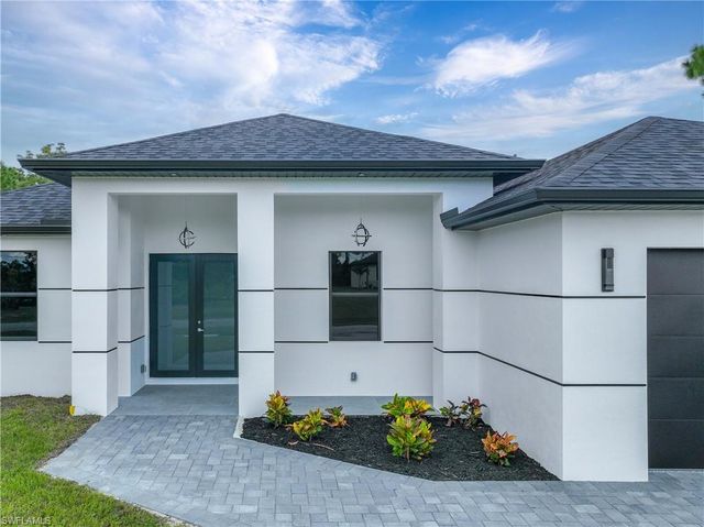 3809 Sunset RD, Lehigh Acres, FL 33971