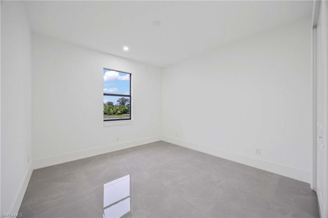 3809 Sunset RD, Lehigh Acres, FL 33971