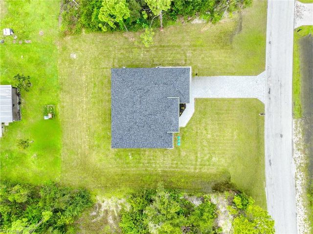 3809 Sunset RD, Lehigh Acres, FL 33971