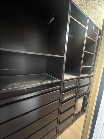 20320 NE 2nd Ave 31, Miami Gardens, FL 33179