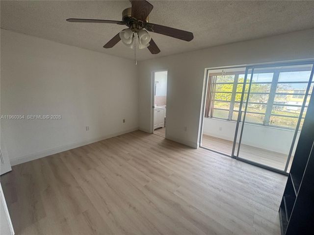 20320 NE 2nd Ave 31, Miami Gardens, FL 33179