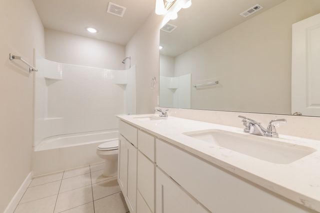 324 Nima Lane, Lewisville, TX 75057