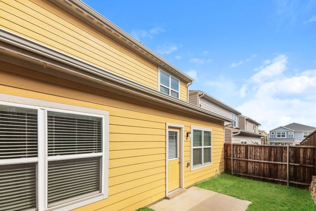 324 Nima Lane, Lewisville, TX 75057