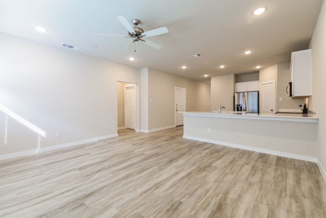 324 Nima Lane, Lewisville, TX 75057