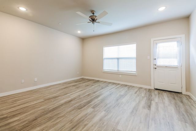 324 Nima Lane, Lewisville, TX 75057