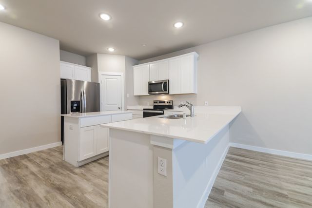 324 Nima Lane, Lewisville, TX 75057
