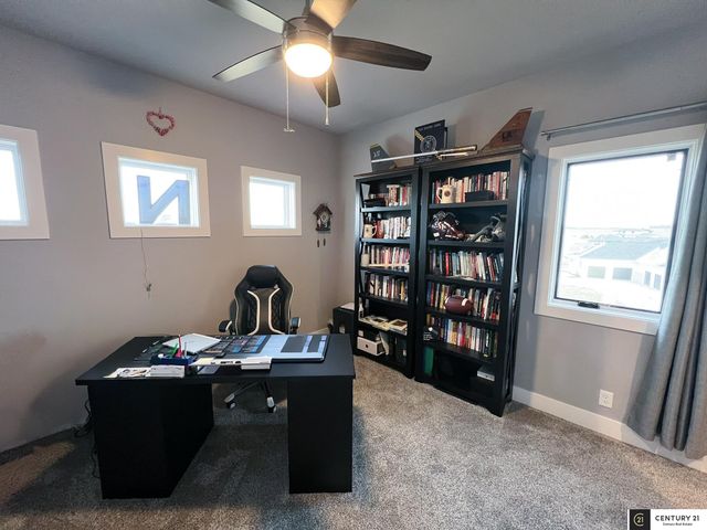 22505 Orchard Plaza, Elkhorn, NE 68022