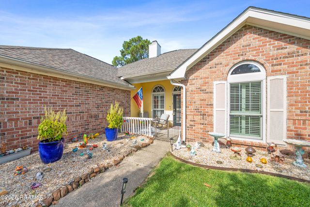 112 Windermere Circle, Youngsville, LA 70592