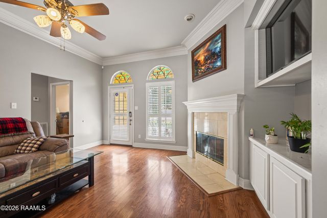 112 Windermere Circle, Youngsville, LA 70592