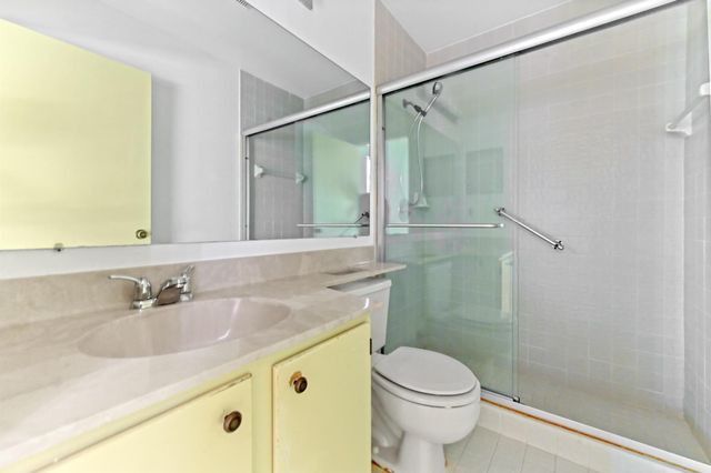 2641 Gately Drive W 1701, West Palm Beach, FL 33415