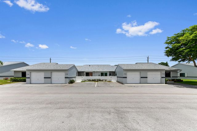 2641 Gately Drive W 1701, West Palm Beach, FL 33415