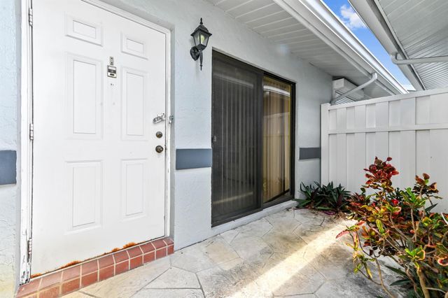 2641 Gately Drive W 1701, West Palm Beach, FL 33415