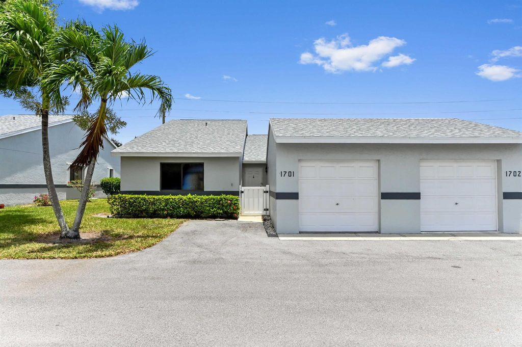2641 Gately Drive W 1701, West Palm Beach, FL 33415