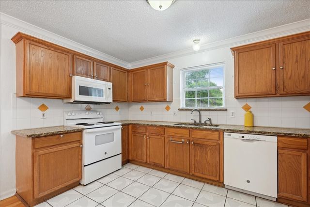 4043 Gray Oak Place, Dallas, TX 75212