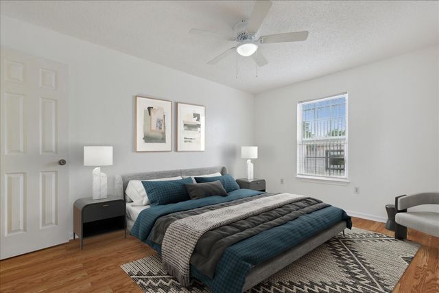 4043 Gray Oak Place, Dallas, TX 75212