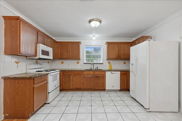 4043 Gray Oak Place, Dallas, TX 75212