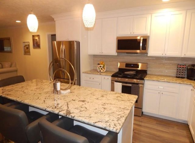 8821 Woodruff Street, Houston, TX 77012