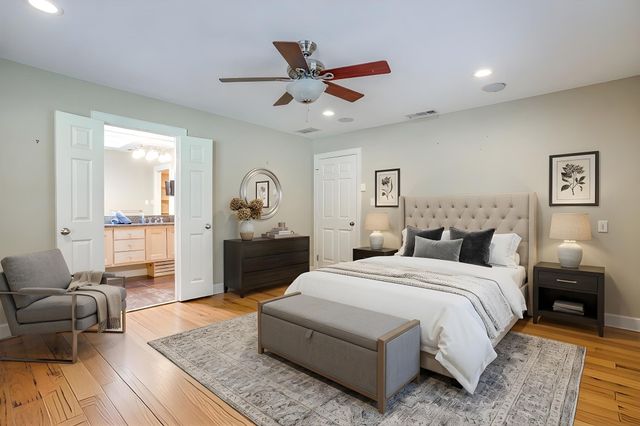 1107 N Cockrell Hill Road, Desoto, TX 75115