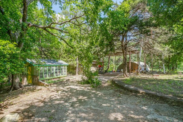 1107 N Cockrell Hill Road, Desoto, TX 75115