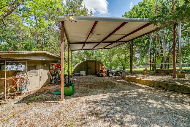1107 N Cockrell Hill Road, Desoto, TX 75115