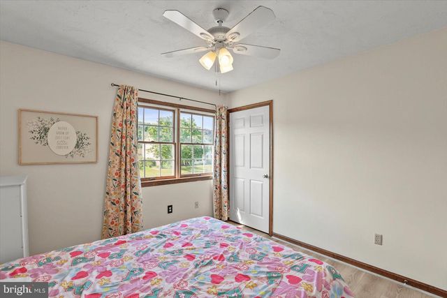 113 TIMBER LN, Hanover, PA 17331
