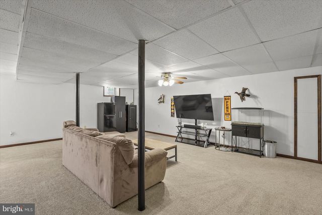 113 TIMBER LN, Hanover, PA 17331