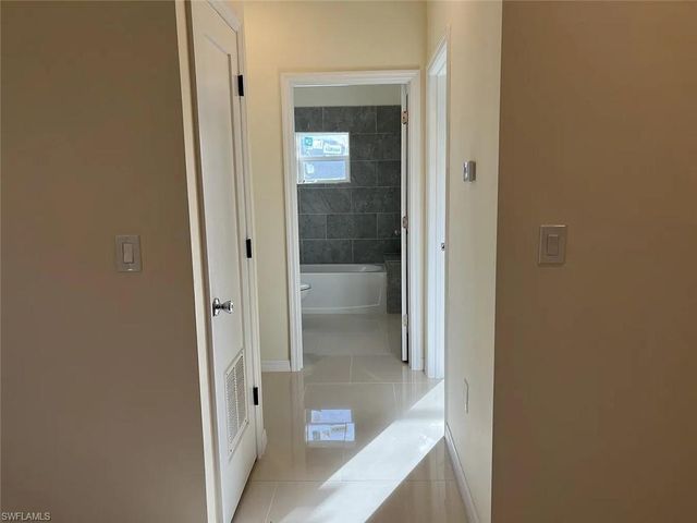 2616 9th ST SW, Lehigh Acres, FL 33976