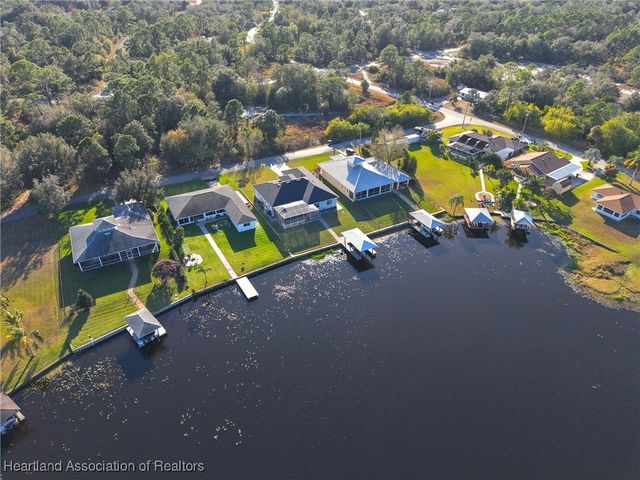 3061 Waterway Drive, Lake Placid, FL 33852