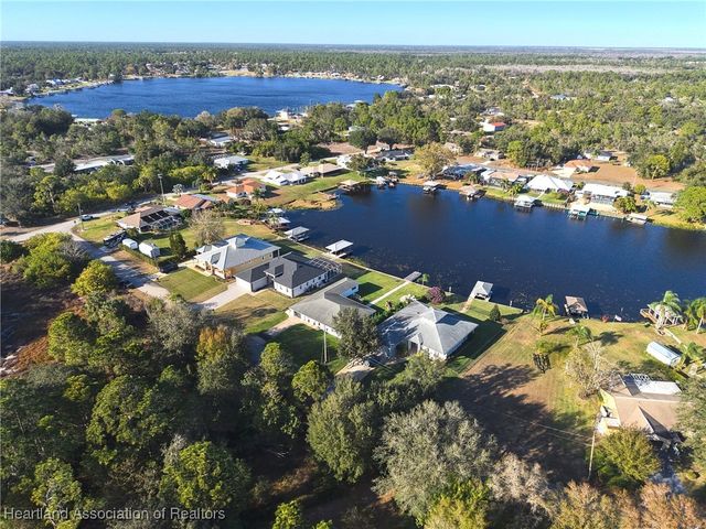3061 Waterway Drive, Lake Placid, FL 33852