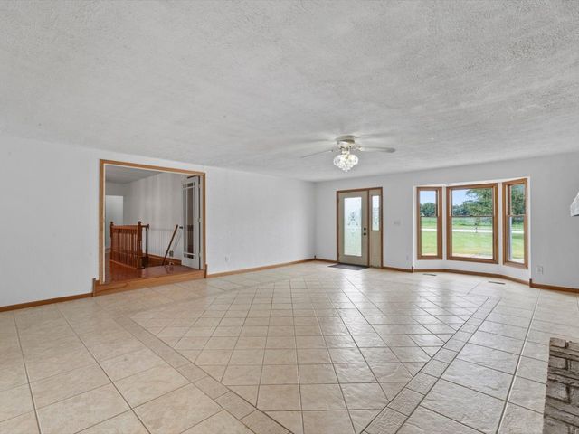 1610 Wisconsin Street, Le Claire, IA 52753