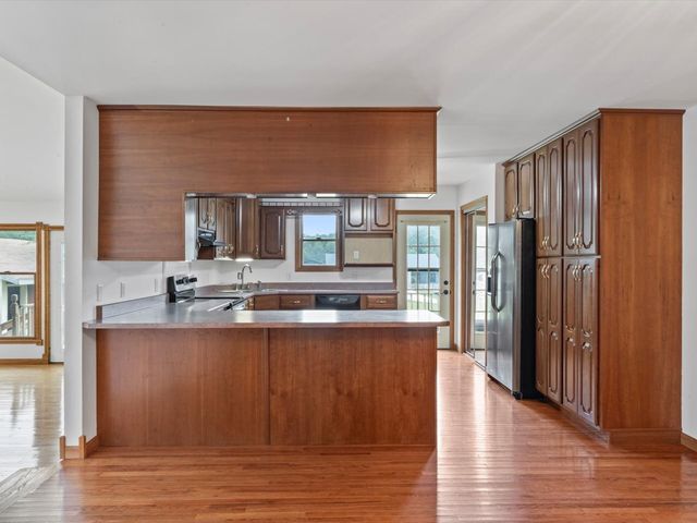 1610 Wisconsin Street, Le Claire, IA 52753
