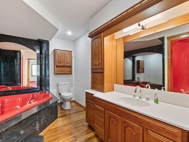 1610 Wisconsin Street, Le Claire, IA 52753