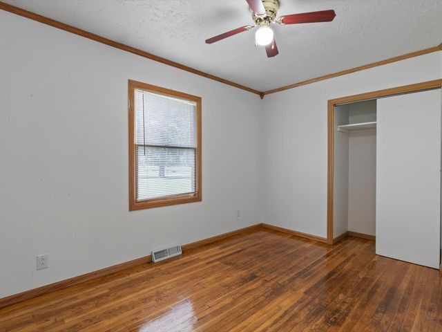 1610 Wisconsin Street, Le Claire, IA 52753