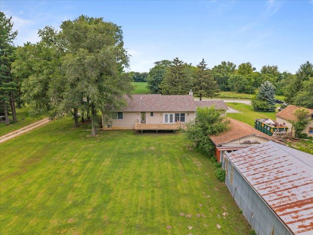 1610 Wisconsin Street, Le Claire, IA 52753