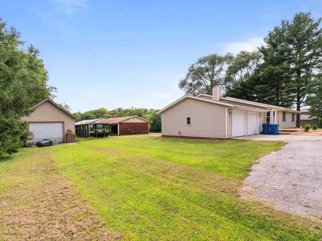 1610 Wisconsin Street, Le Claire, IA 52753