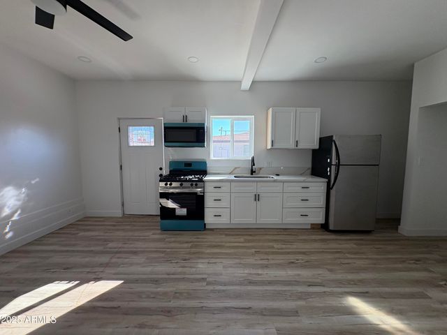 2624 W SAN MIGUEL Avenue B, Phoenix, AZ 85017