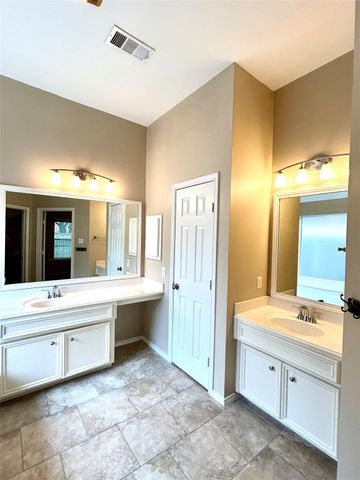 3603 Paigewood Drive, Pearland, TX 77584